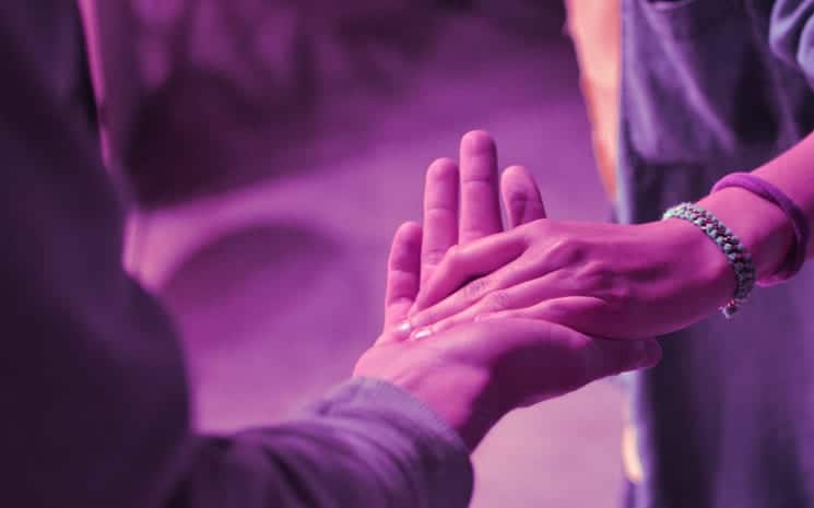 Melhores práticas para grandes empresas em parcerias com startups