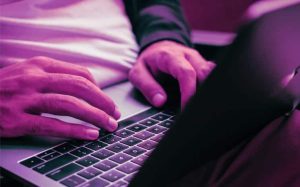 Como funciona o home office nas startups